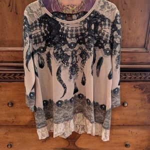 Multiples Blue and Cream Lace Women's Knit Top